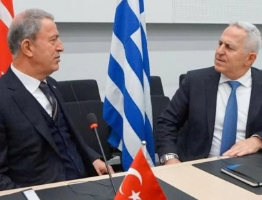 Οι διάλογοι Ε.Αποστολάκη - Χ.Ακάρ στις Βρυξέλλες - Όλα όσα ειπώθηκαν μεταξύ τους